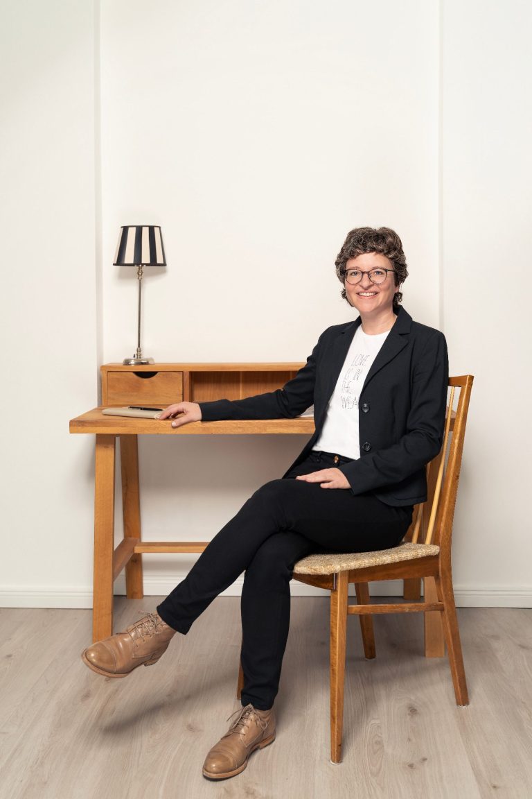 Anne Breitenberger, Lektorin und Moderatorin